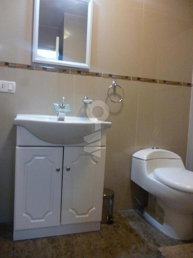 Host, For Rent Lima