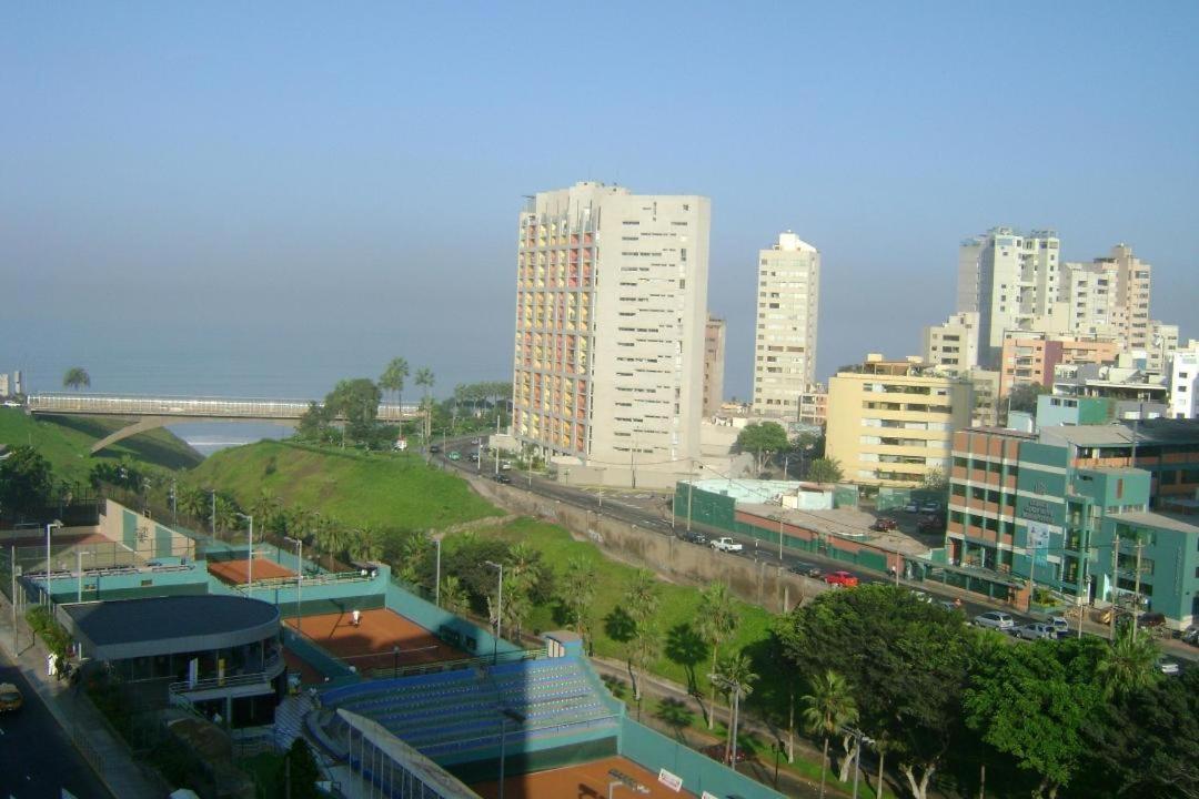 Host, For Rent * Lima