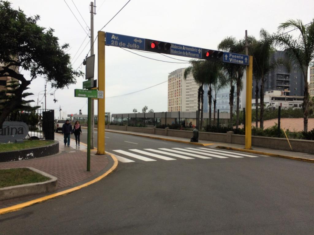 Host, For Rent Lima